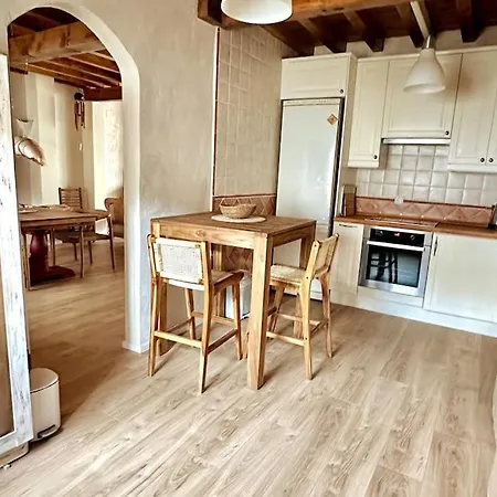 Casa Con Encanto En Nyaraló *