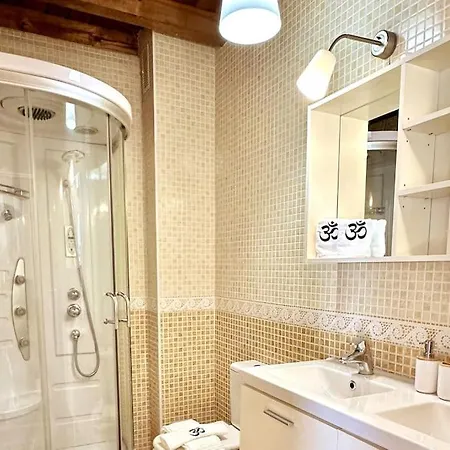 Casa Con Encanto En Nyaraló