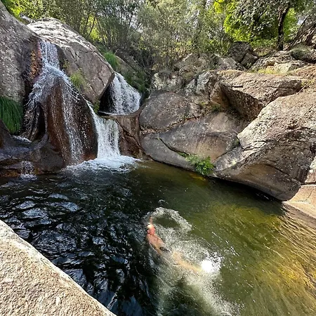 Casa Con Encanto En * Candeleda